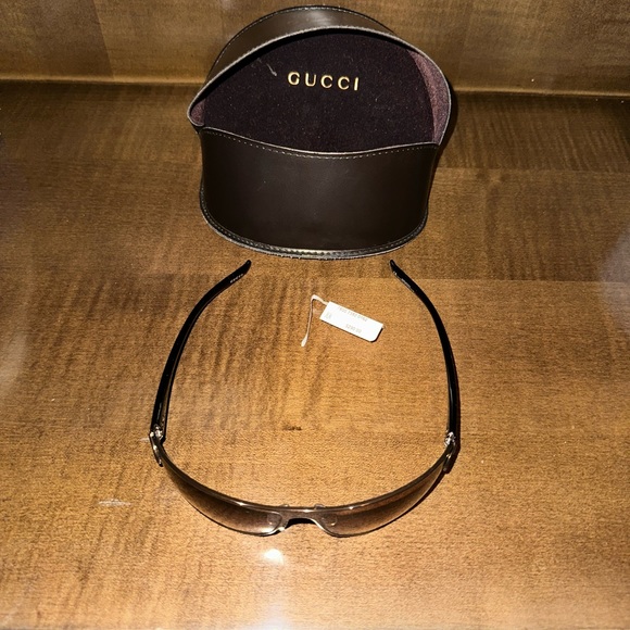 “DONATED” Gucci, Sunglasses Men’s “The Matrix” Style, Amber and Copper, LKNW - Picture 5 of 10